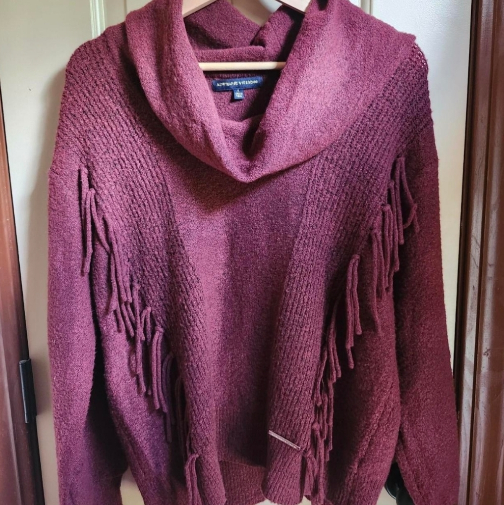 Women's Burgundy Sweater with Fringe